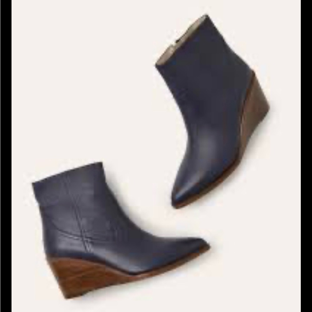 Boden Grafton Navy Wedge Ankle Boots sz 6